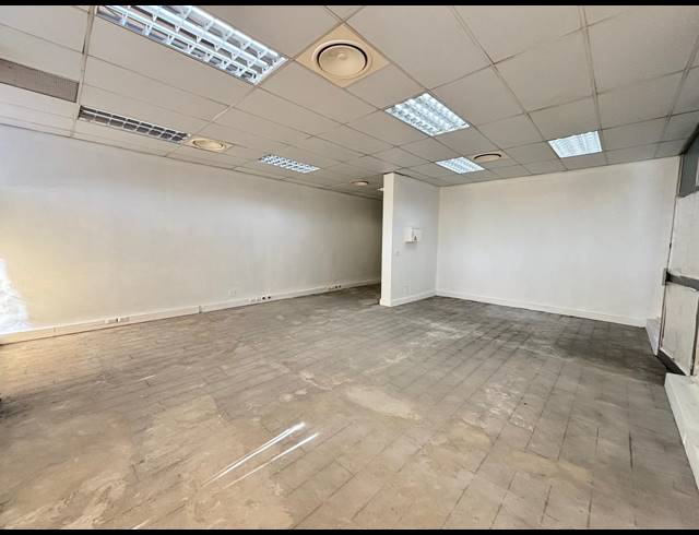 76M² RETAIL TO LET IN DURBANVILLE CENTRAL